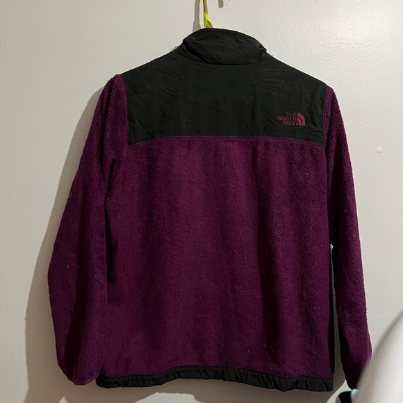 The North Face Girls Jacket - Picture 3 of 6